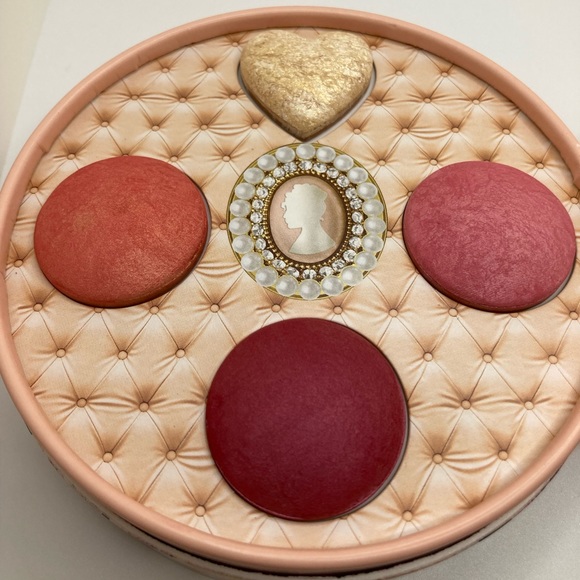 Pat McGrath x Bridgerton🔥Blushing Delights🔥 - Picture 3 of 7